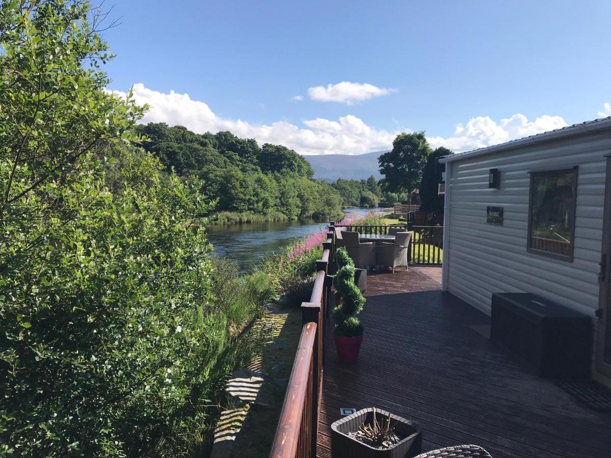 Riverbank Lodge Aviemore Ngoại thất bức ảnh